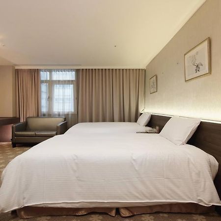 Y Hotel Tajpej Zewnętrze zdjęcie